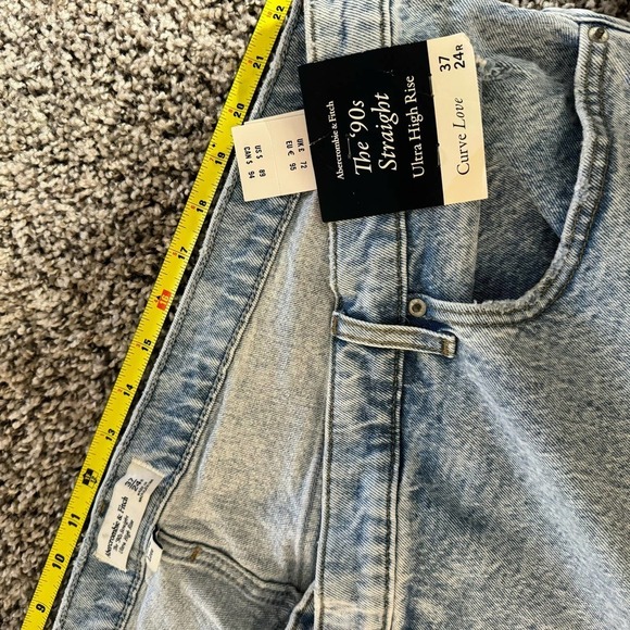 A&F The 90s Straight Ultra High Rise Curve Love Size 24/37 - Picture 4 of 6